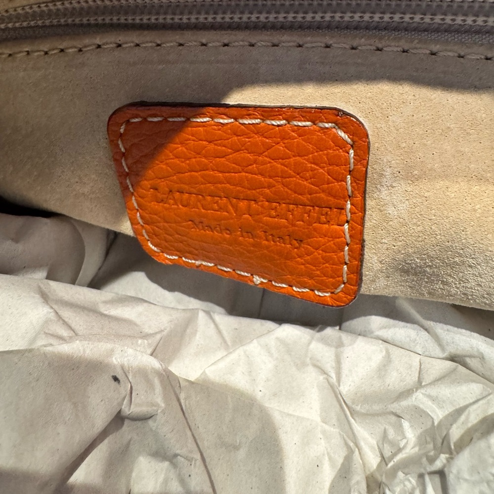 Vibrant Orange Leather Shoulder Bag - Picture 6 of 6